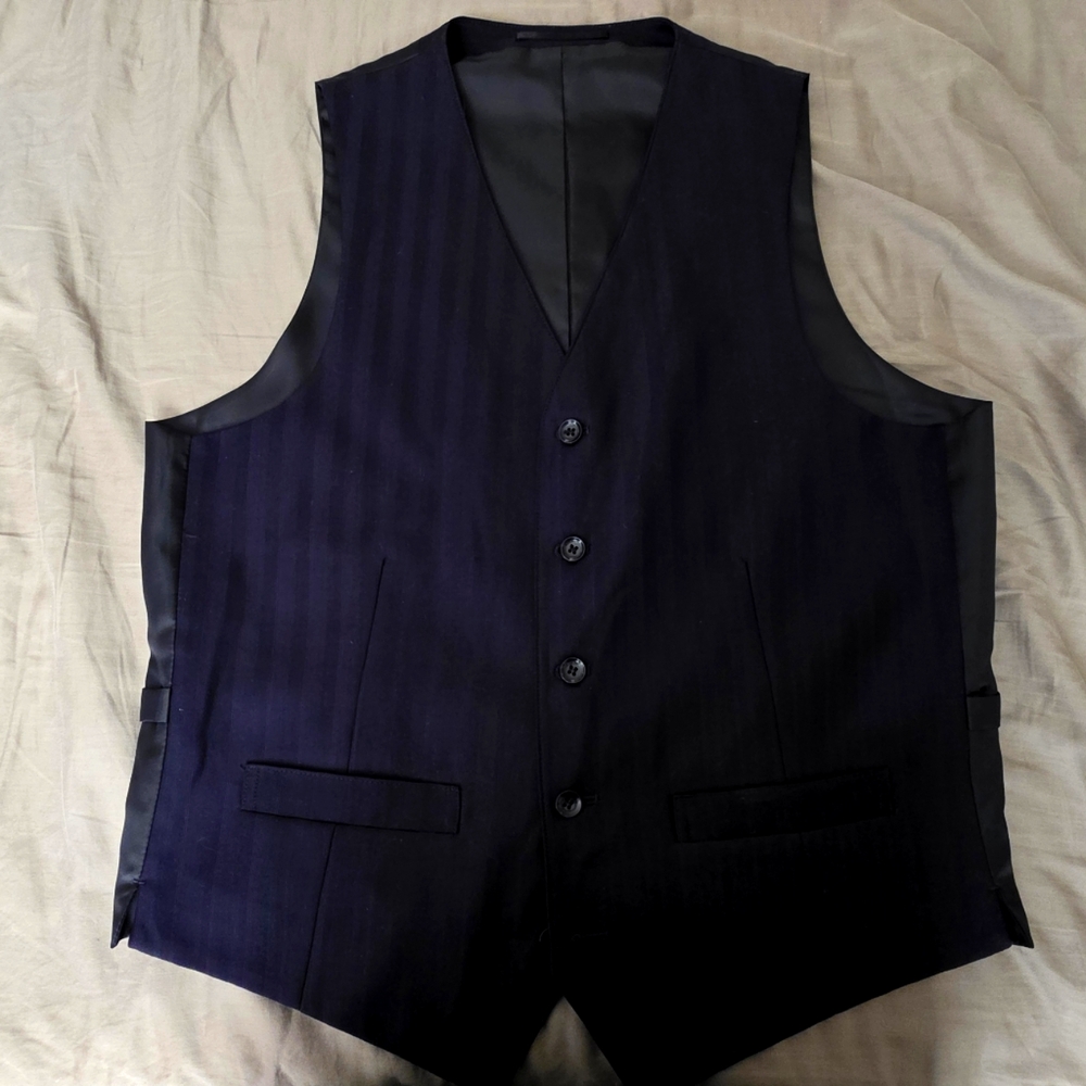 BELISSIMO  Black color  W/stripes  vest